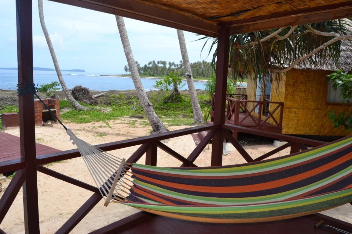 Simeulue Surflodges Lasikin Ngoại thất bức ảnh