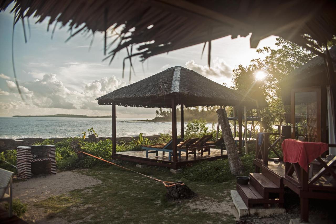 Simeulue Surflodges Lasikin Ngoại thất bức ảnh