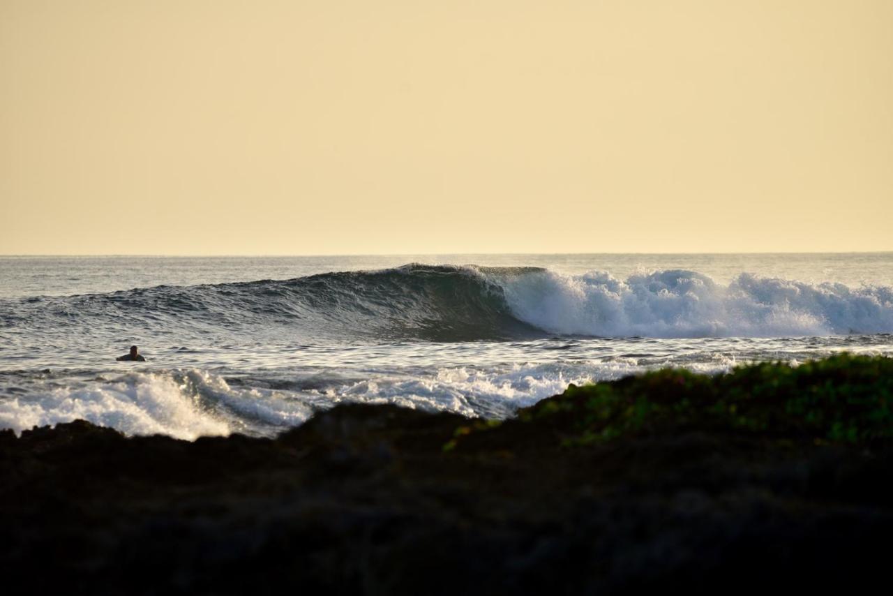 Simeulue Surflodges Lasikin Ngoại thất bức ảnh